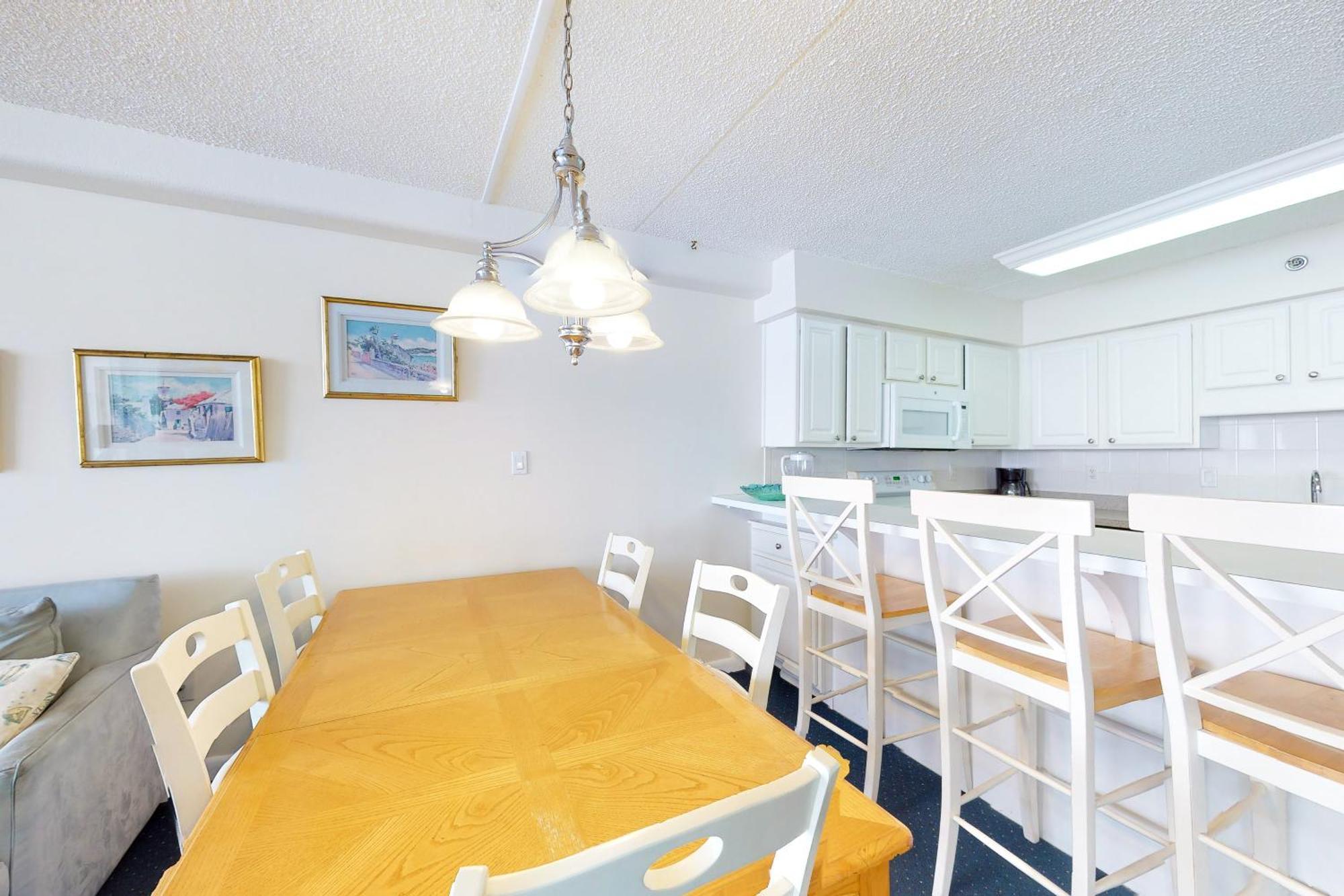 Carousel 1905 Apartment โอเชียนซิตี้ ภายนอก รูปภาพ